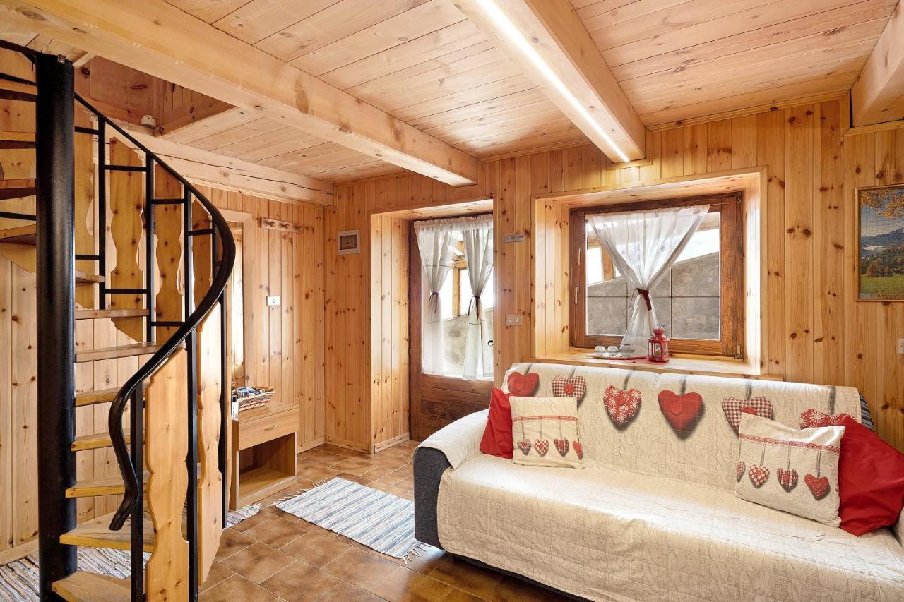 La Tea Di Heidi Apartment Livigno Bagian luar foto