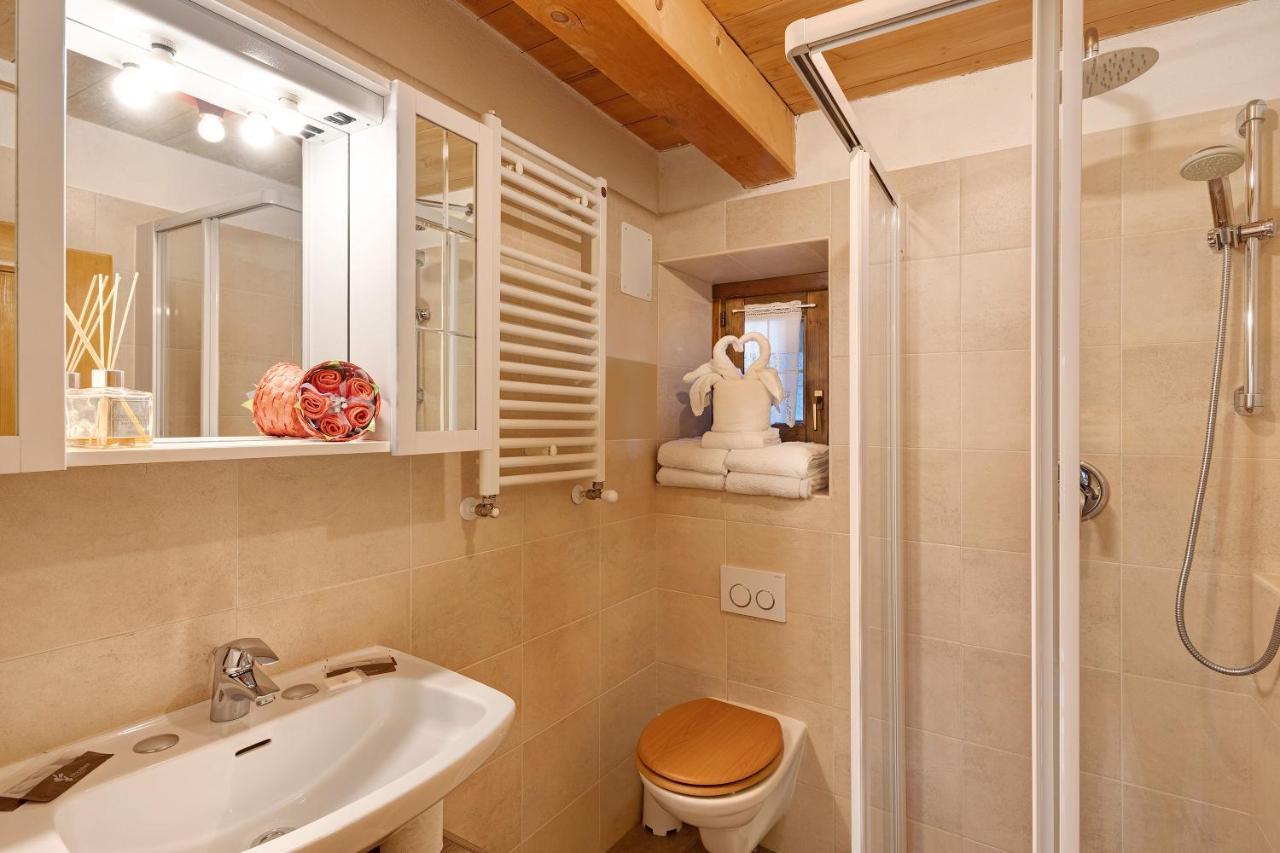 La Tea Di Heidi Apartment Livigno Bagian luar foto