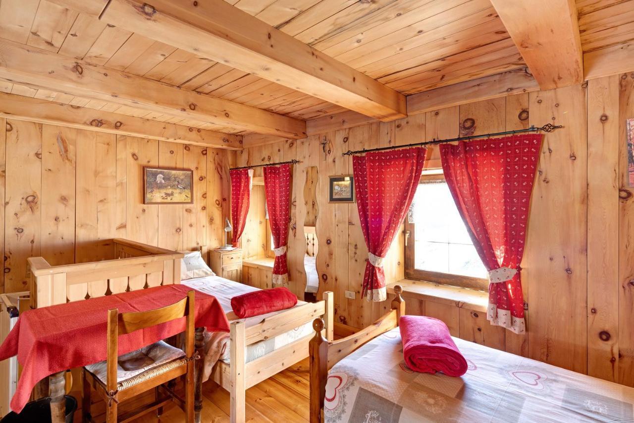 La Tea Di Heidi Apartment Livigno Bagian luar foto