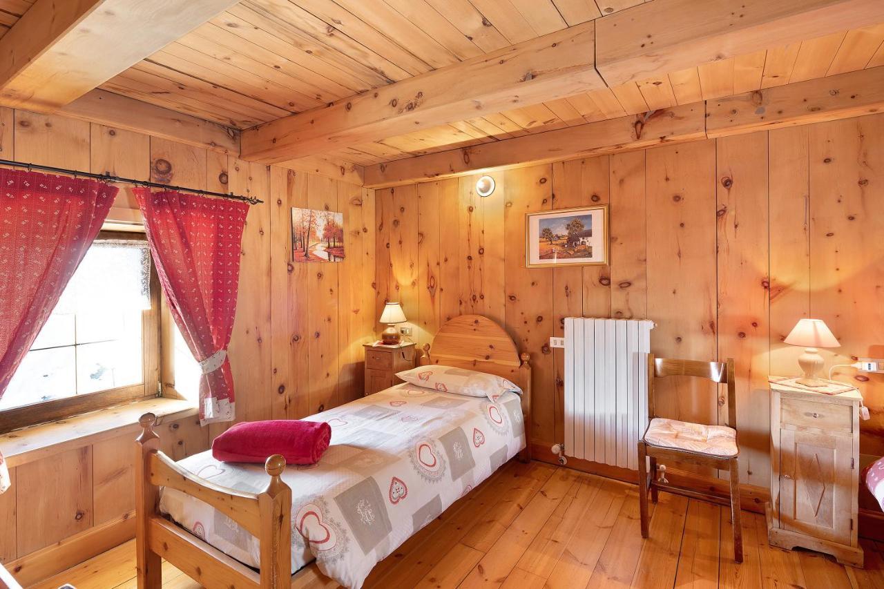 La Tea Di Heidi Apartment Livigno Bagian luar foto