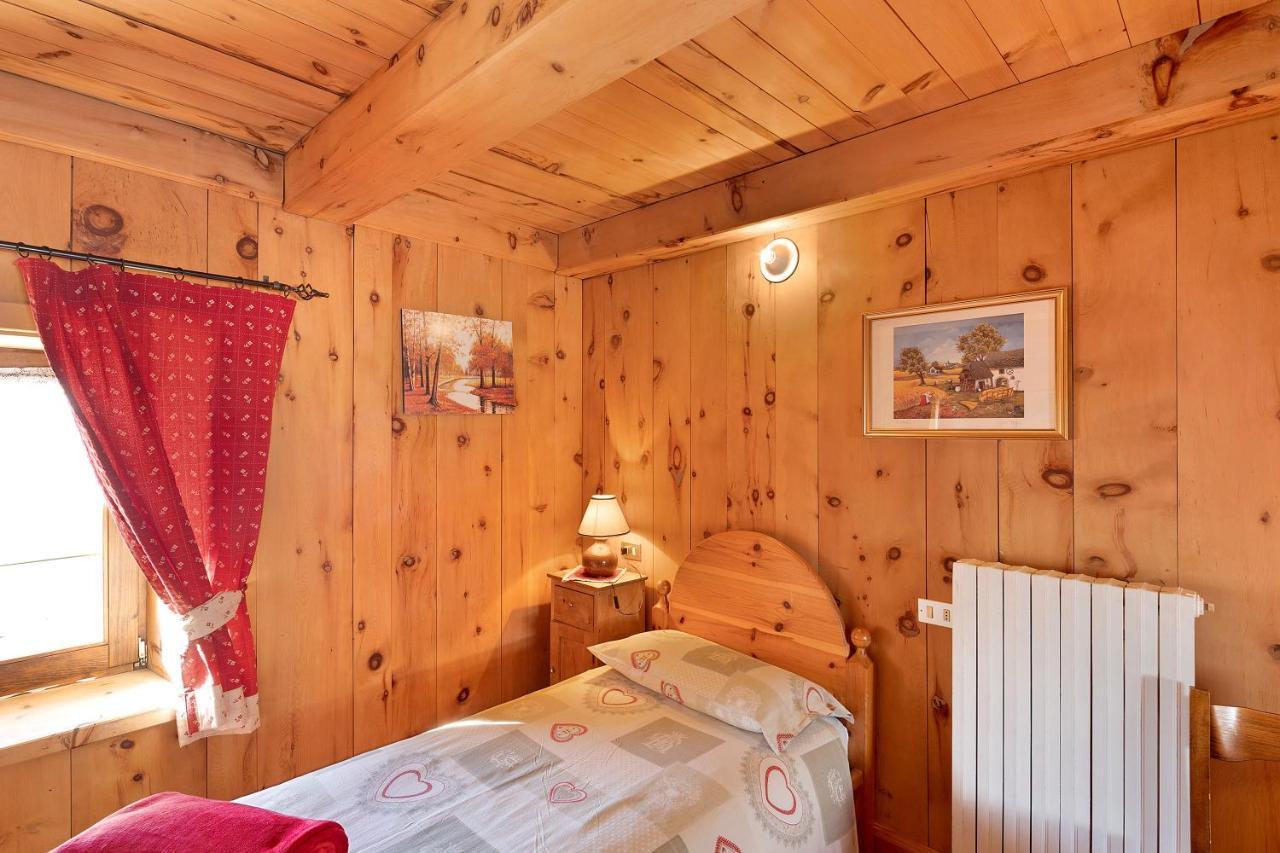 La Tea Di Heidi Apartment Livigno Bagian luar foto